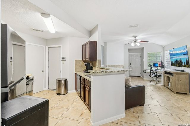 12131 STONEY CV, San Antonio, TX 78247