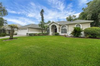 1521 EDGEWATER DRIVE, Mount Dora, FL 32757