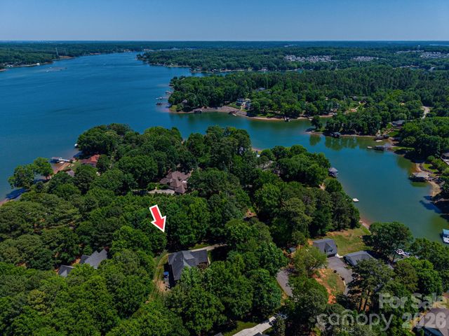 4608 Water Oak Drive, Lake Wylie, SC 29710