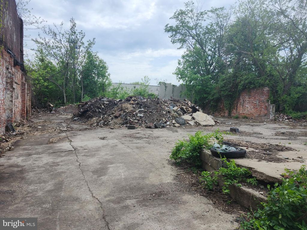 2514-18 W DAUPHIN ST, Philadelphia, PA 19132