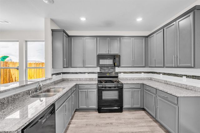 14211 Grand Hills Drive, Conroe, TX 77303