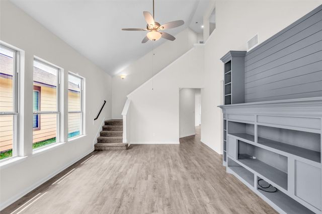 14211 Grand Hills Drive, Conroe, TX 77303