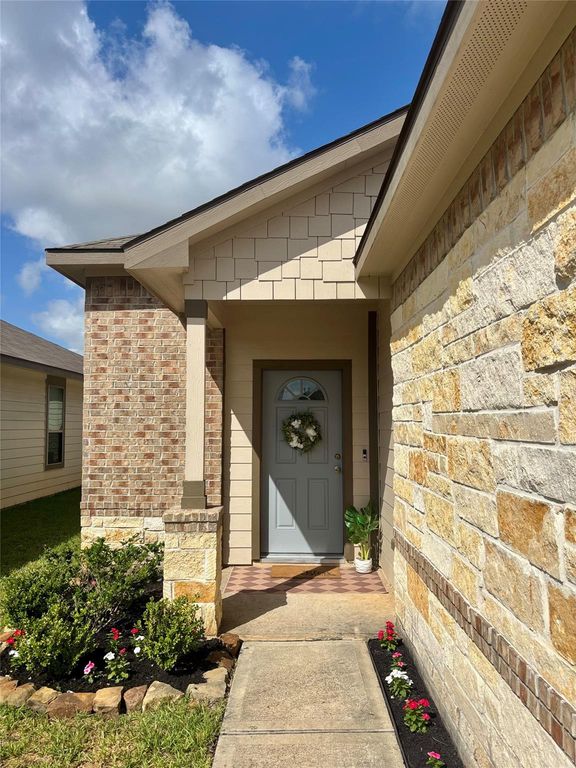 14211 Grand Hills Drive, Conroe, TX 77303