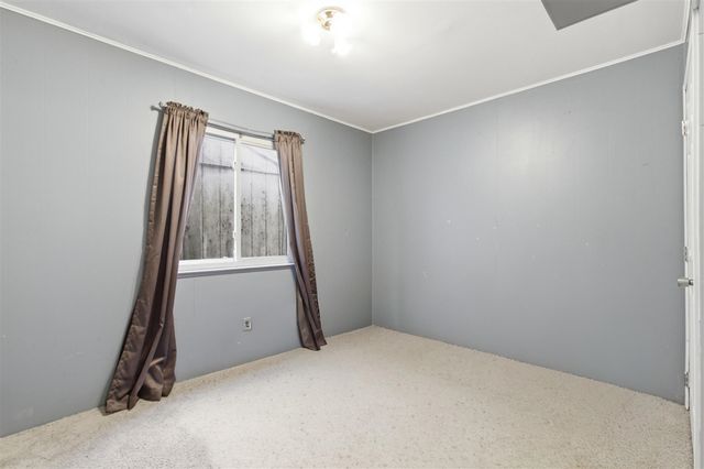 170 Beyne Street, Mount Clemens, MI 48043