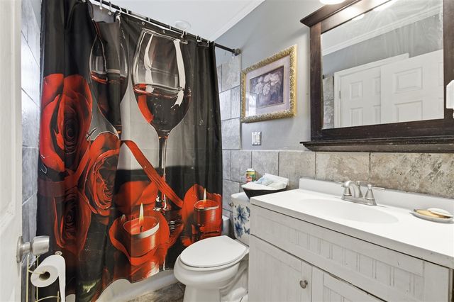 170 Beyne Street, Mount Clemens, MI 48043