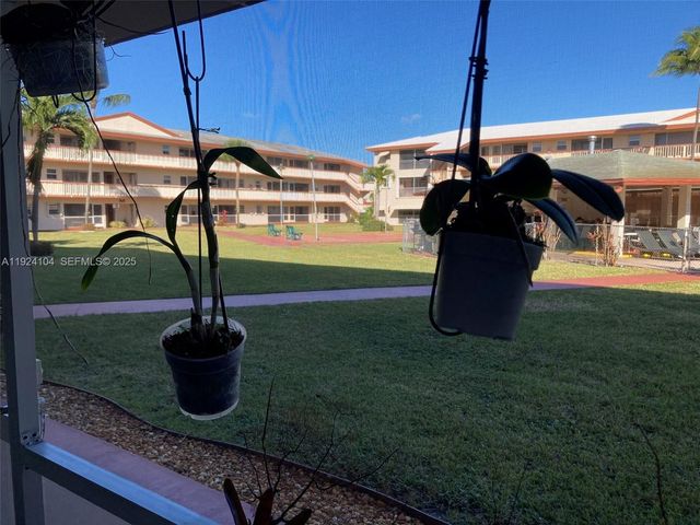 5300 Washington St N117, Hollywood, FL 33021