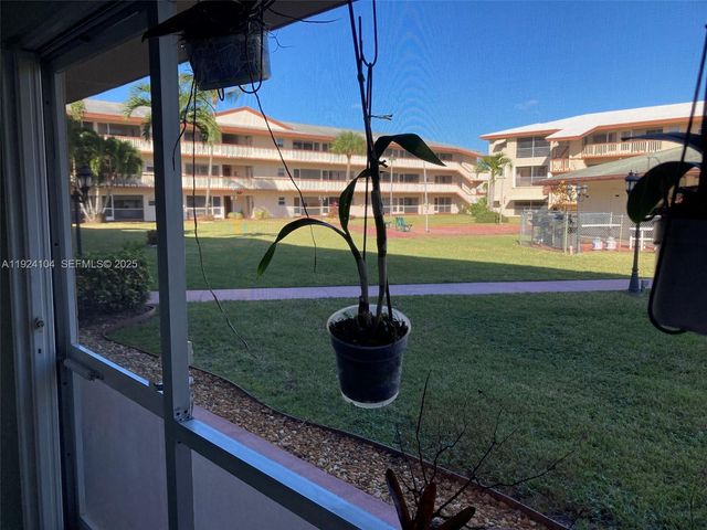 5300 Washington St N117, Hollywood, FL 33021