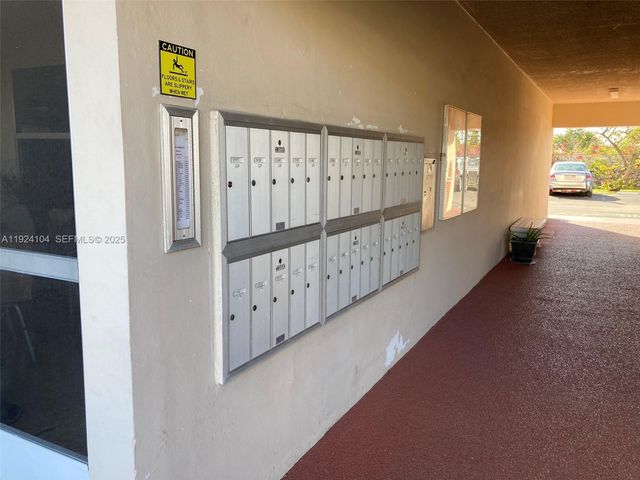 5300 Washington St N117, Hollywood, FL 33021