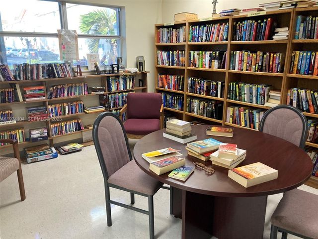 5300 Washington St N117, Hollywood, FL 33021