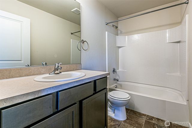 4422 Hammersley Way NW, Olympia, WA 98502