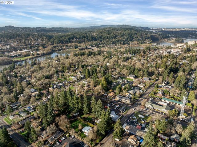 14601 Se RIVER Rd, Milwaukie, OR 97267