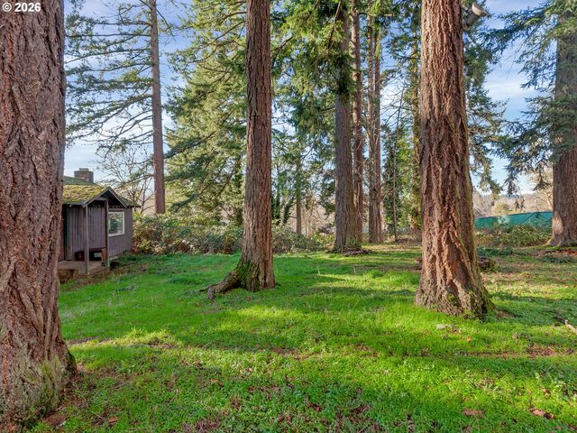 14601 Se RIVER Rd, Milwaukie, OR 97267