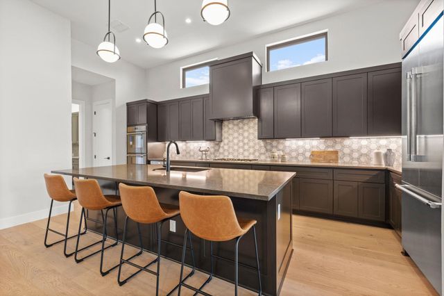 2308 KAHALA SUNSET DR, Spicewood, TX 78669