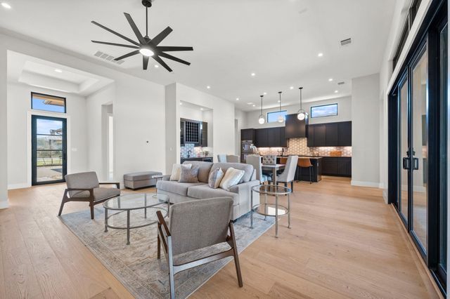 2308 KAHALA SUNSET DR, Spicewood, TX 78669