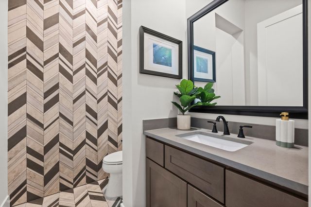 2308 KAHALA SUNSET DR, Spicewood, TX 78669