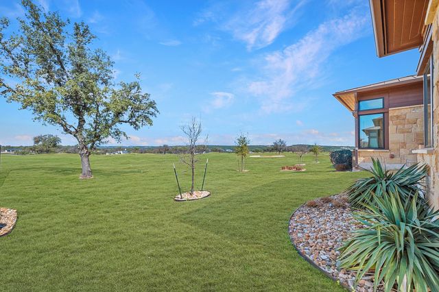 2308 KAHALA SUNSET DR, Spicewood, TX 78669