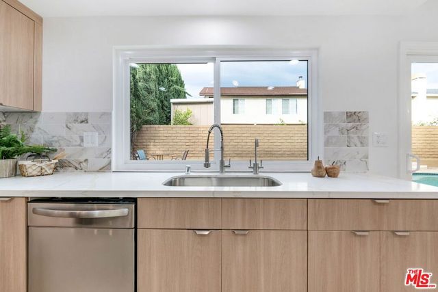 20657 Septo Street, Chatsworth, CA 91311