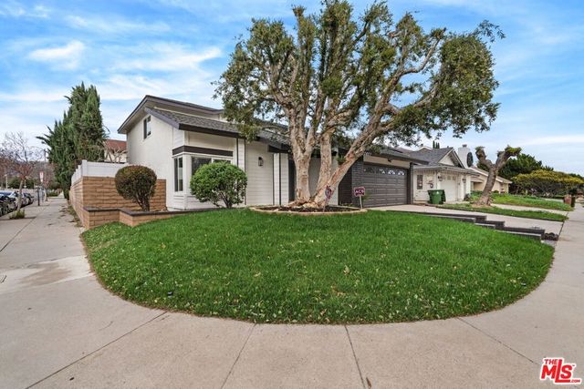 20657 Septo Street, Chatsworth, CA 91311