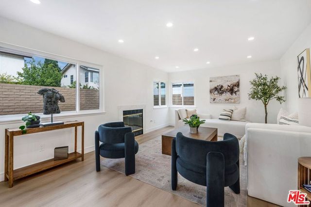 20657 Septo Street, Chatsworth, CA 91311