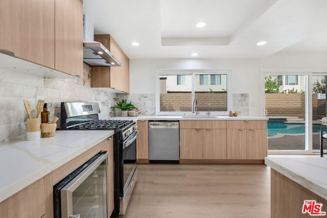 20657 Septo Street, Chatsworth, CA 91311