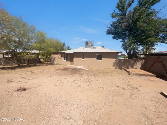 1942 E Fayette Vista, Tucson, AZ 85713