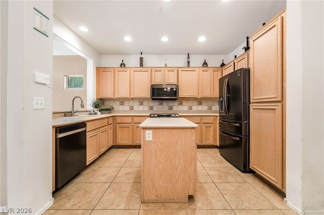 2539 Evansville Avenue, Henderson, NV 89052