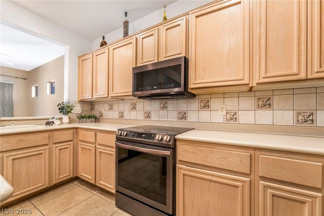 2539 Evansville Avenue, Henderson, NV 89052