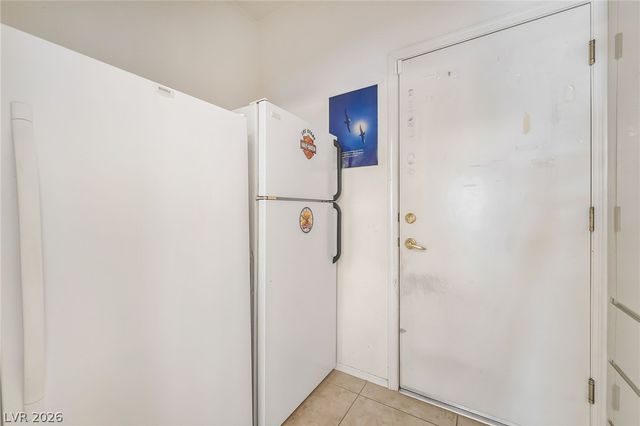 2539 Evansville Avenue, Henderson, NV 89052