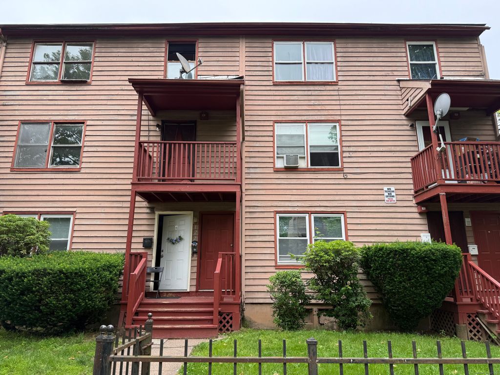 122 Clark Street B, Hartford, CT 06120