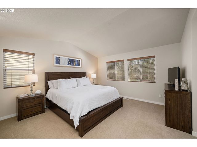 16980 Sw 133RD Ter, King City, OR 97224