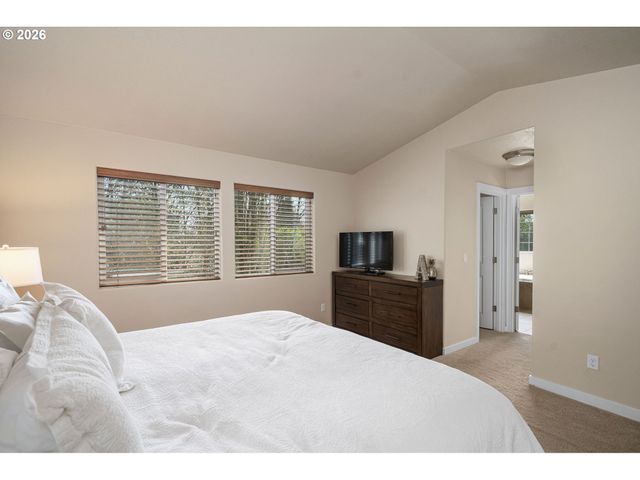 16980 Sw 133RD Ter, King City, OR 97224