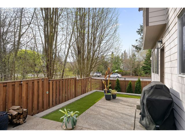 16980 Sw 133RD Ter, King City, OR 97224