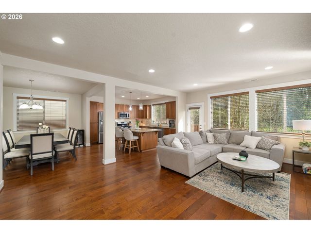 16980 Sw 133RD Ter, King City, OR 97224