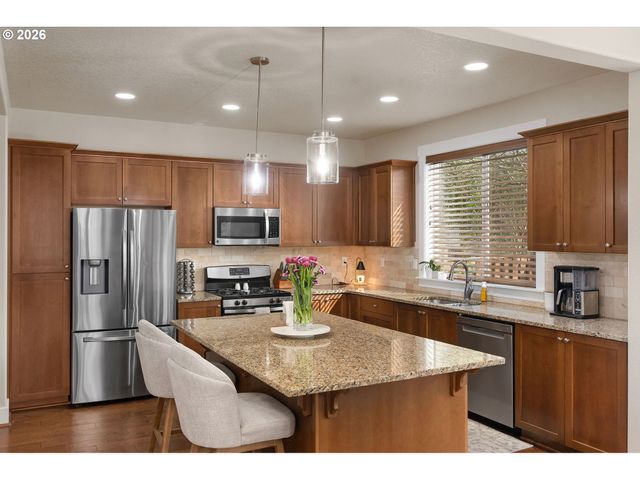 16980 Sw 133RD Ter, King City, OR 97224