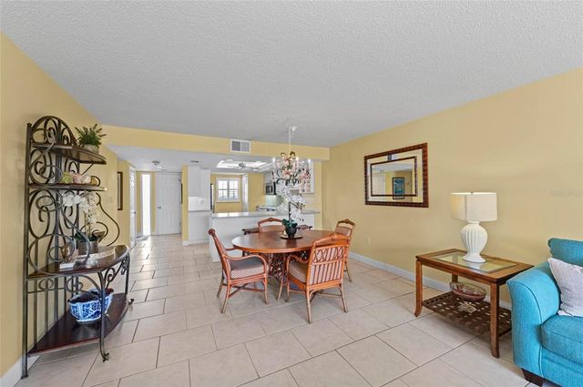 6480 MIDNIGHT PASS ROAD 503, Sarasota, FL 34242