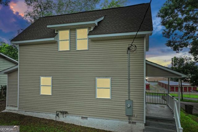 13 Hillside Avenue, Lindale, GA 30161
