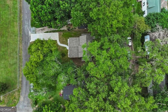 13 Hillside Avenue, Lindale, GA 30161