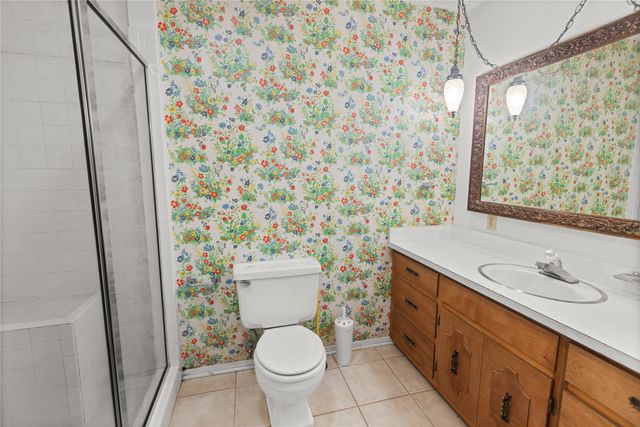 209 N Harrison Street, Roxton, TX 75477