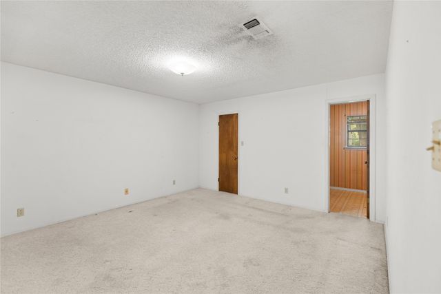 209 N Harrison Street, Roxton, TX 75477
