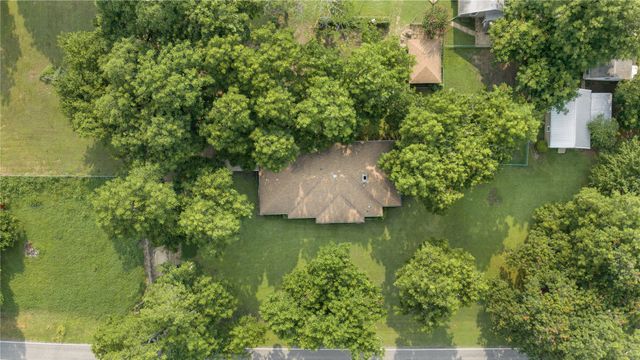 209 N Harrison Street, Roxton, TX 75477