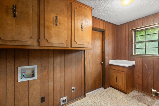 209 N Harrison Street, Roxton, TX 75477