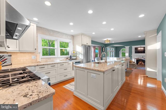 5604 MARY FAIRFAX CT, Fairfax Station, VA 22039