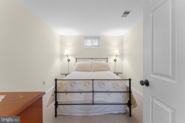5604 MARY FAIRFAX CT, Fairfax Station, VA 22039