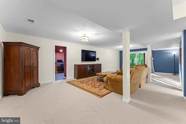 5604 MARY FAIRFAX CT, Fairfax Station, VA 22039
