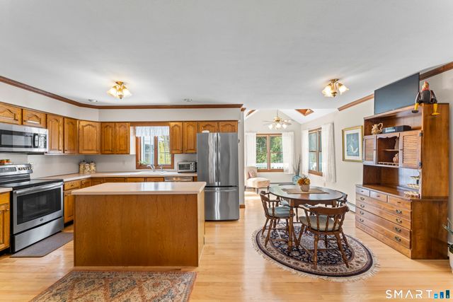 45 Michael Lane, Naugatuck, CT 06770
