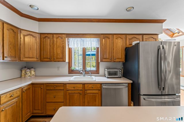 45 Michael Lane, Naugatuck, CT 06770