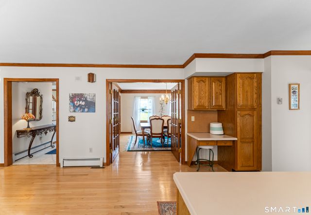 45 Michael Lane, Naugatuck, CT 06770