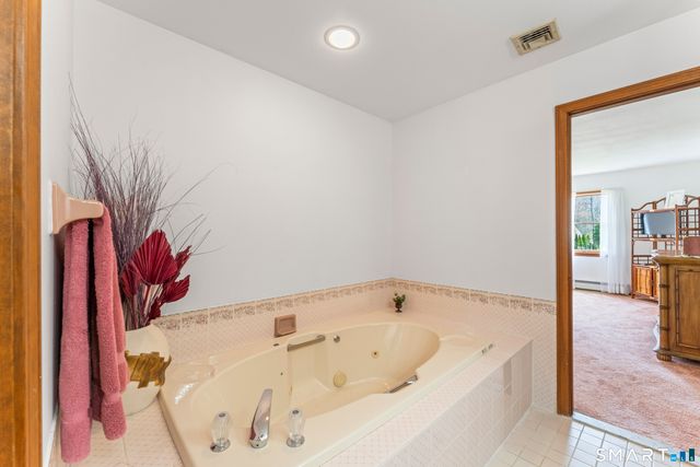 45 Michael Lane, Naugatuck, CT 06770