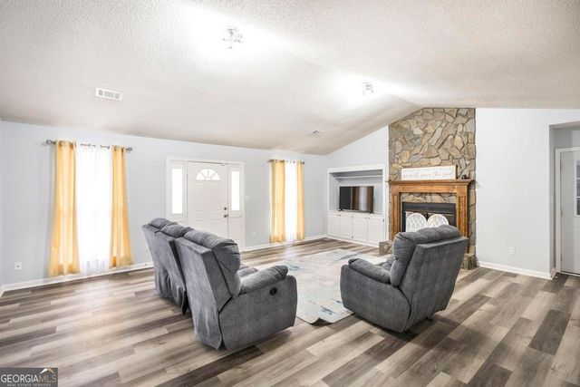 103 Whippoorwill Way, Dublin, GA 31021