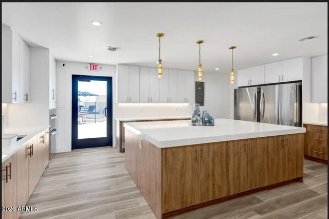 245 S 56th Street 190, Mesa, AZ 85206